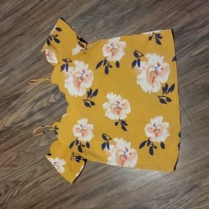 Cold shoulder, scalloped top. Size Med